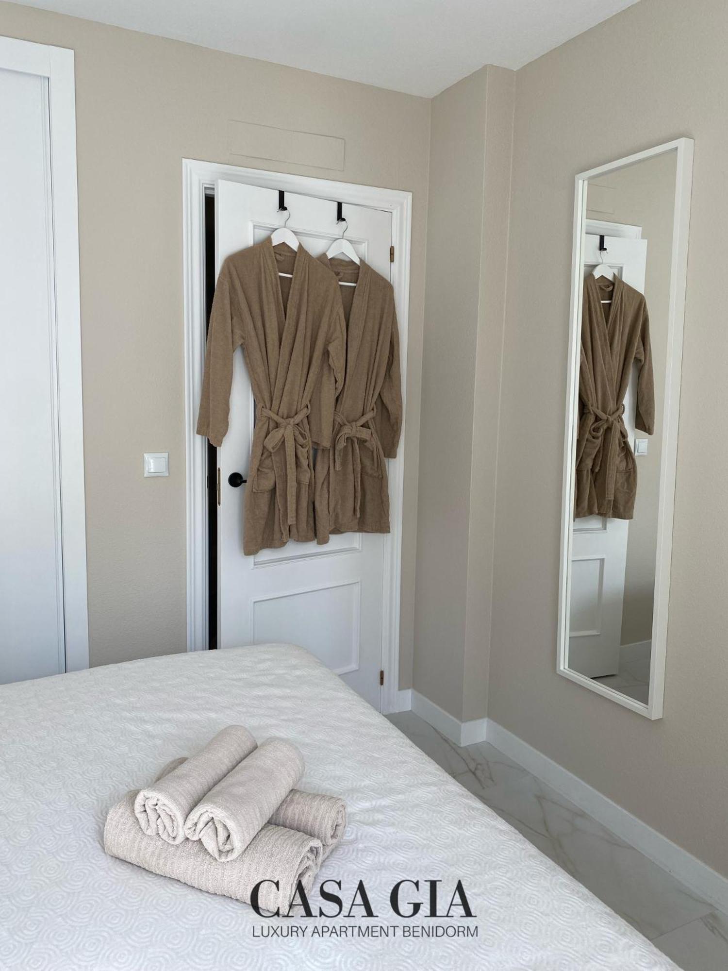 Casa Gia L Luxury Apartment בנידורם מראה חיצוני תמונה