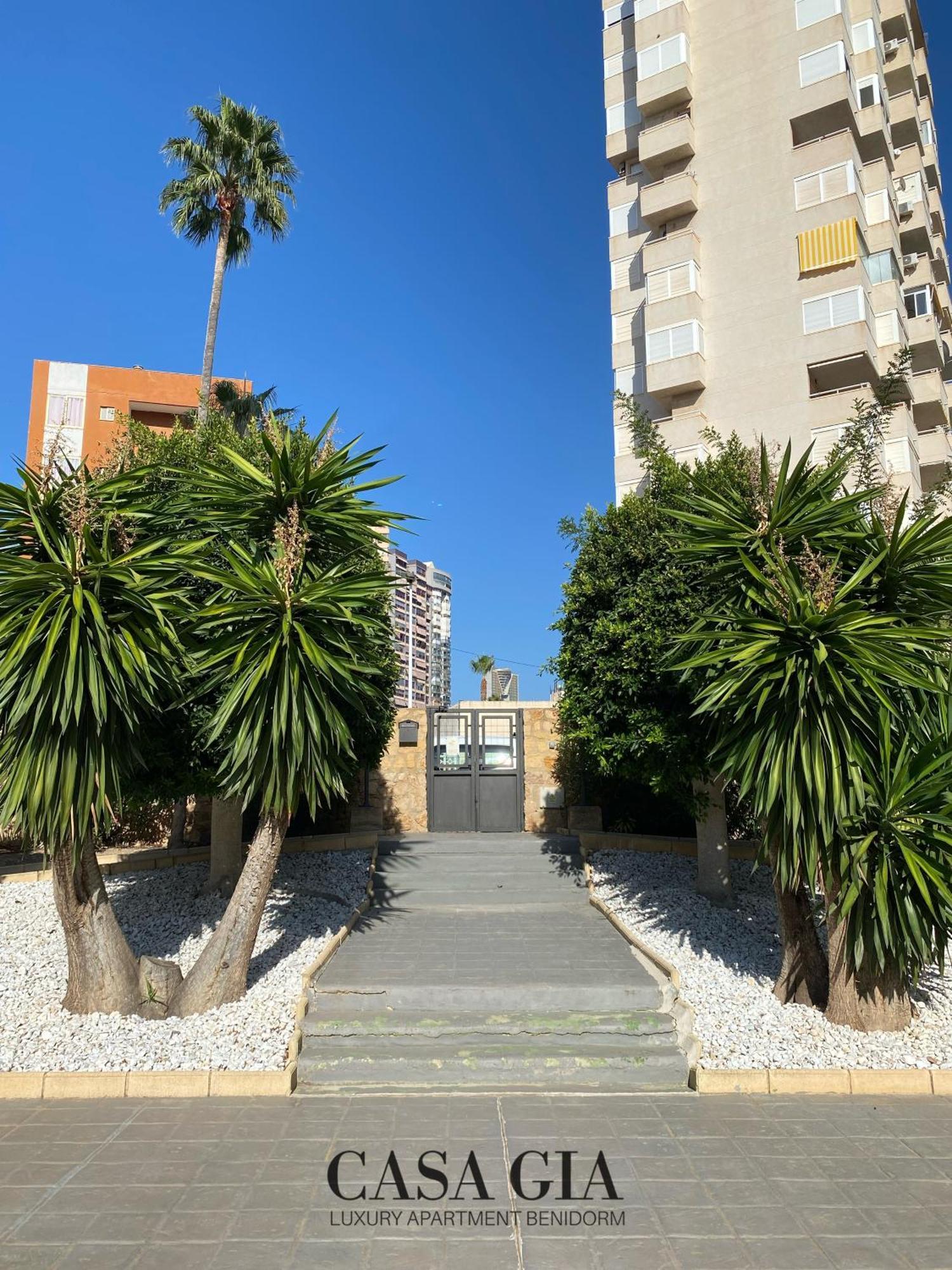 Casa Gia L Luxury Apartment בנידורם מראה חיצוני תמונה